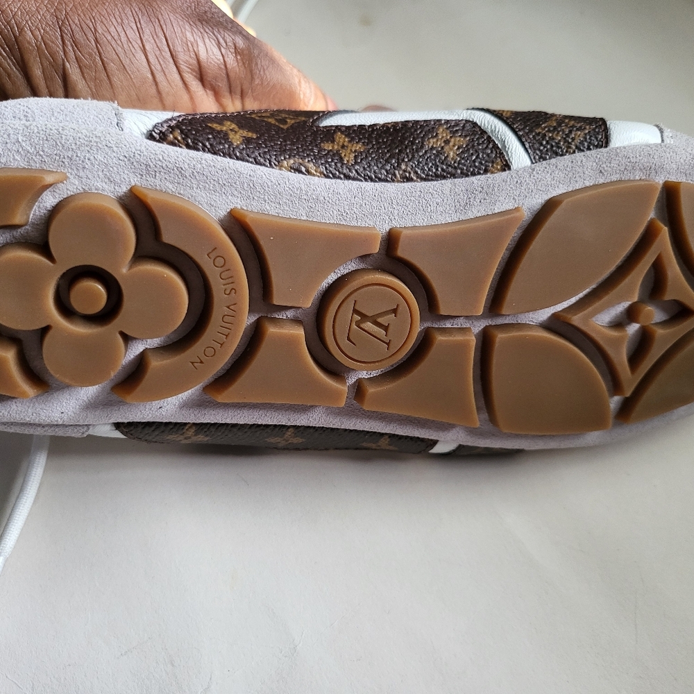 Louis Vuitton White and Brown Sneakers - Picture 3 of 10